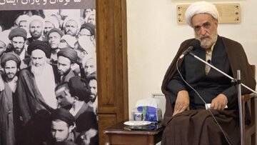 ضرورت شناساندن ابعاد شخصی امام خمینی(ره) به نسل امروز / هر سخن تفرقهافکنانهای به سود دشمن است ضرورت شناساندن ابعاد شخصی امام خمینی(ره) به نسل امروز / هر سخن تفرقهافکنانهای به سود دشمن است