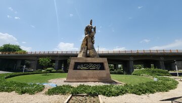 رونمایی از المان فاخر غدیر در مشهد رونمایی از المان فاخر غدیر در مشهد