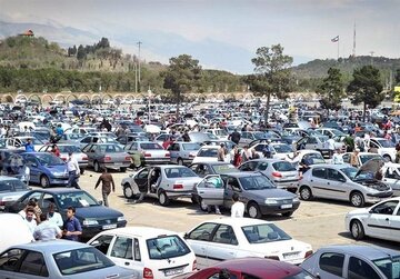 بازار خودرو بدون خریدار ماند؛ خودرو میلیاردی ریخت/ رفتار فروشندگان تغییر کرد + جدول قیمت بازار خودرو بدون خریدار ماند؛ خودرو میلیاردی ریخت/ رفتار فروشندگان تغییر کرد + جدول قیمت