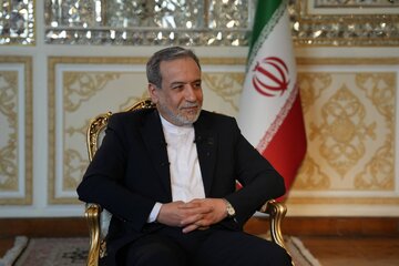 گفتوگوی تلفنی عراقچی با عضو شورای رهبری حماس گفتوگوی تلفنی عراقچی با عضو شورای رهبری حماس