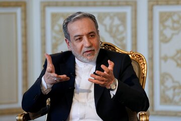 پاسخ سنگین عراقچی به رئیس جمهور لبنان