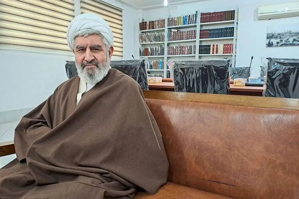 خاطرات هاشمی: آقای معادیخواه گفت، وصیت پدر آقای‌ کرباسچی بوده ‌که‌ آیت‌الله‌ منتظری بر جنازه او نماز بخواند