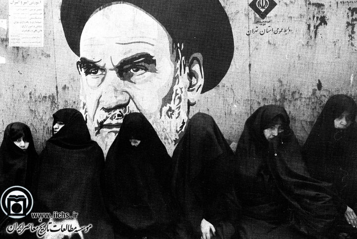 تصاویری دیدنی از تشییع بی‌سابقه رهبر انقلاب + عکس