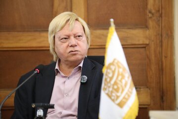 محمد بهشتی: دچار نوعی خرافه مدرن شدهایم / رفتار مردم در جنگ ۴۰ روزه فراتر از تاب آوری بود / غایت هر آفرینشی در فرهنگ ایران صلح است محمد بهشتی: دچار نوعی خرافه مدرن شدهایم / رفتار مردم در جنگ ۴۰ روزه فراتر از تاب آوری بود / غایت هر آفرینشی در فرهنگ ایران صلح است