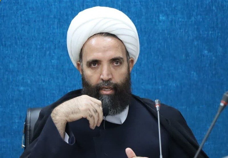 نماینده ولی‌فقیه در سپاه خراسان جنوبی: بی‌حجابی و گرانی بخشی از نقشه آمریکا و اسرائیل است/ راه نجات از ظلم غده سرطانی یهود و اسرائیل، تمسک به غدیر است