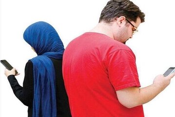 دیدن زندگی دیگران در فضای مجازی و اضطراب مداوم/ ماجرای رد پای «فومو» در ناآرامی روانی دیدن زندگی دیگران در فضای مجازی و اضطراب مداوم/ ماجرای رد پای «فومو» در ناآرامی روانی