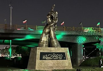 رونمایی از المان فاخر غدیر در مشهد؛ نمادی ماندگار از فرهنگ ولایت در ورودی شهر رونمایی از المان فاخر غدیر در مشهد؛ نمادی ماندگار از فرهنگ ولایت در ورودی شهر