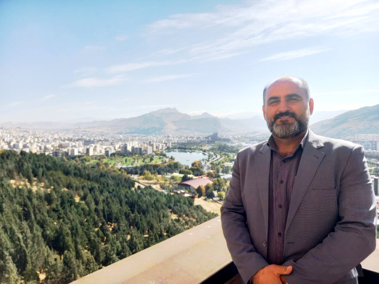 شهرداری سپیددشت پس از ۲۳ سال به دفن زباله در جنگل‌های بلوط پایان داد
