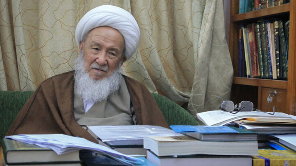 فقدان در آیات ثلاثه نجف/ آیت‌الله محمد اسحاق فیاض کیست و در مورد او چه می‌دانیم؟