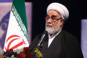 محمدی گلپایگانی: اثاث منزل رهبر شهید یک وانت بیشتر نبود/ رهبر شهید علاوه بر فقیه جامع الشرایط، یک شاعر، جغرافی‌دان، تاریخ‌دان و جامعه شناس هم بودند