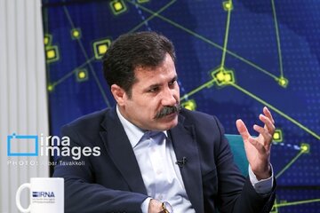 واکنش معاون پزشکیان به شایعات درباره استعفای رئیس جمهور/ اینترنت، بخشی از نانِ سفره مردم است/ چه زمانی قرار است دست از برچسبزنی و زخمزبان برداریم واکنش معاون پزشکیان به شایعات درباره استعفای رئیس جمهور/ اینترنت، بخشی از نانِ سفره مردم است/ چه زمانی قرار است دست از برچسبزنی و زخمزبان برداریم