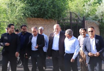 توسعه زیرساخت‌های روستایی با هدف تثبیت جمعیت و حمایت از تولید