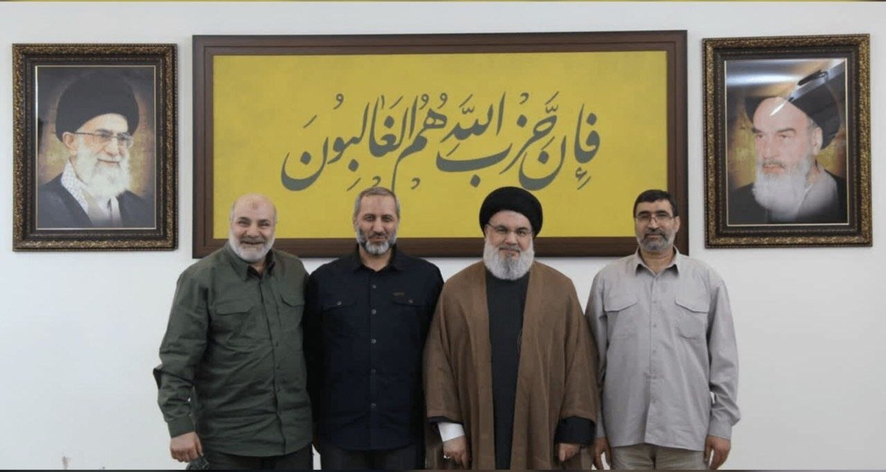 عکسی از فرمانده هوافضای سپاه در کنار شهیدان حسن نصرالله، زاهدی و باقری