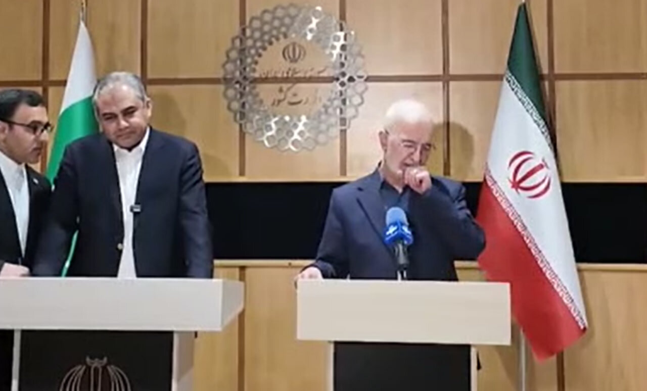 ببینید | وزیر کشور پاکستان: من در ایران هستم تا نامه ویژه فرمانده ارتش و نخستوزیر پاکستان را به آیتالله سید مجتبی خامنهای تحویل دهم