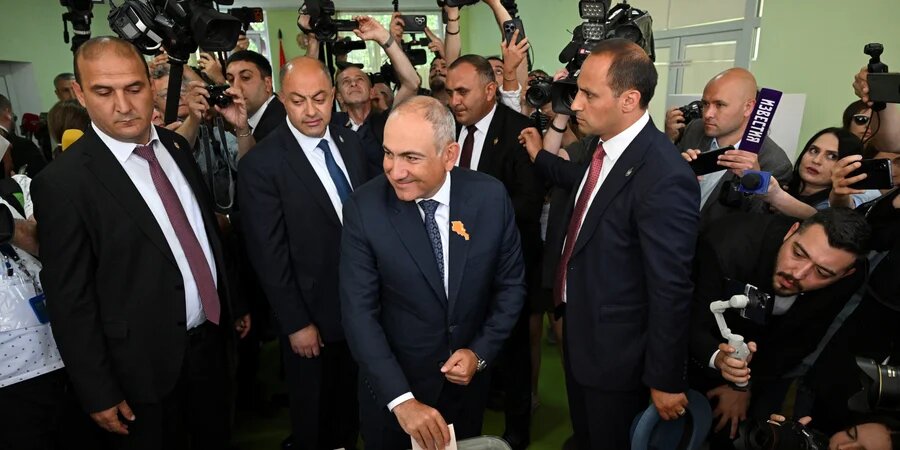 پاشینیان پس از انداختن رای خود به صندوق: کریدور ترامپ صلح را
