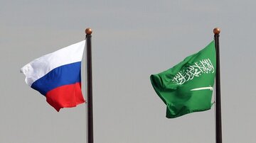 امضای ۱۳ توافقنامه و یادداشت تفاهم راهبردی میان عربستان و روسیه به ارزش ۴.۸ میلیارد ریال سعودی امضای ۱۳ توافقنامه و یادداشت تفاهم راهبردی میان عربستان و روسیه به ارزش ۴.۸ میلیارد ریال سعودی