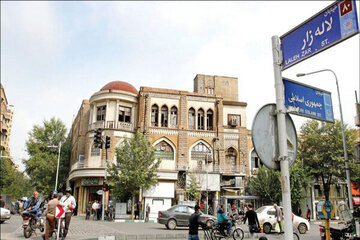 عکس/ خیابان لاله‌زار تهران در سال ۱۳۲۹
