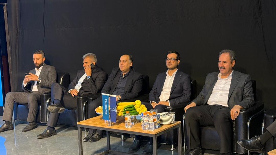 حاضرین مراسم قرعه کشی مرحله اول