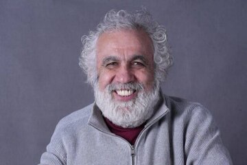 کارگردانی که نه بیماری و نه اقامتهای موقت، از ایران دورش نکرد کارگردانی که نه بیماری و نه اقامتهای موقت، از ایران دورش نکرد