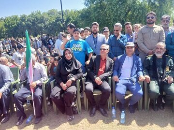 اقبالیه2.jpg