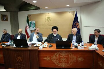 محقق داماد: تفرقه و جنگ از نقاط تاریک ادیان است / «همباوران»؛ بازخوانی پیوندهای فرهنگی، دینی و انسانی ایران و جهان مسیحی محقق داماد: تفرقه و جنگ از نقاط تاریک ادیان است / «همباوران»؛ بازخوانی پیوندهای فرهنگی، دینی و انسانی ایران و جهان مسیحی