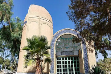 بانو امین نماد توانمندی زنان است/زن مجتهد میتواند مرجع معنوی باشد بانو امین نماد توانمندی زنان است/زن مجتهد میتواند مرجع معنوی باشد