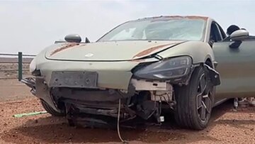 پرواز ناکام شیائومی از روی تپه خاکی /عکس