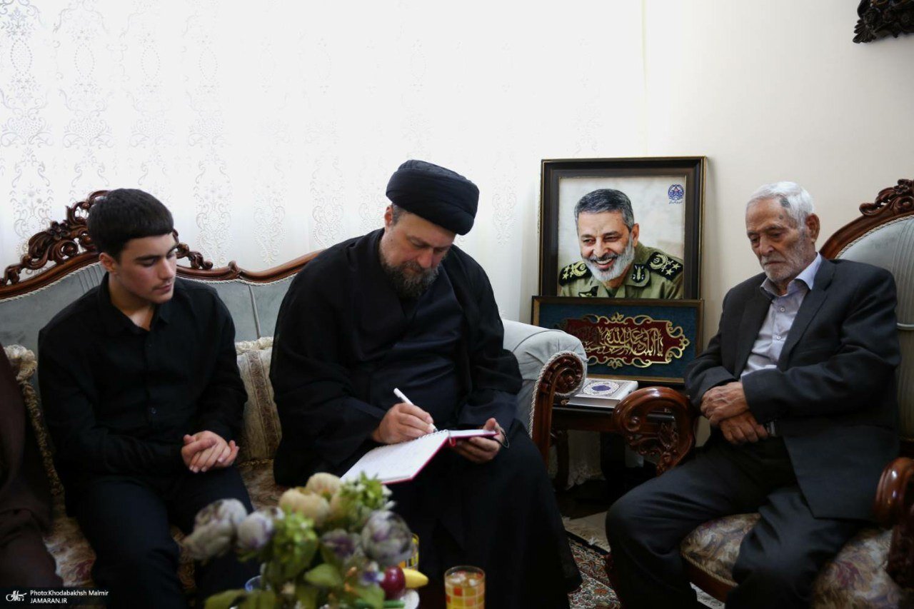 سید حسن خمینی در منزل شهید سپهبد سید عبدالرحیم موسوی/ احمد خمینی هم حضور داشت+ تصاویر