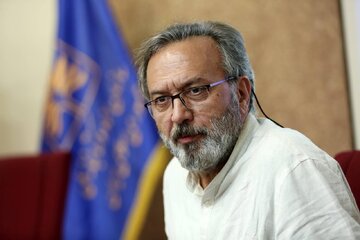احسان شریعتی و انتشار «کویر» بعد از سرخوردگی‌های کودتای ۲۸ مرداد/ شبکه های اجتماعی و ناتوانی آدمیان در فهم  تنهایی شان/ انتشار کتاب کویر در لبنان