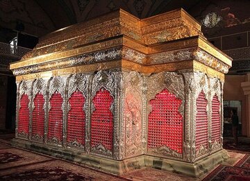 بارگاه امام حسین(ع) چگونه و توسط چه کسانی ساخته شد؟ بارگاه امام حسین(ع) چگونه و توسط چه کسانی ساخته شد؟
