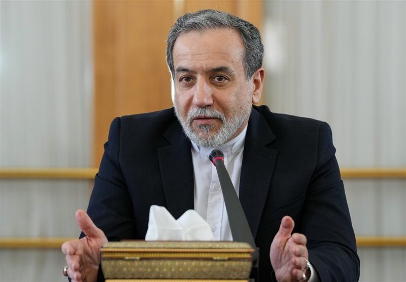عراقچی: از هیچ تلاشی برای پیگیری فاجعه بمباران سردشت در مجامع بین‌المللی دریغ نمی‌کنیم