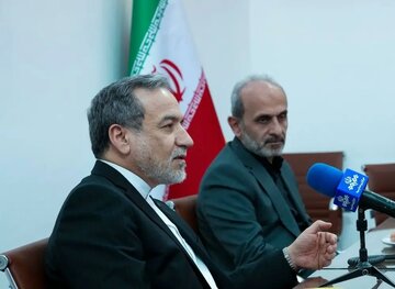 عراقچی: نیازمند هماهنگیهای بیشتری میان دستگاه دیپلماسی و صداوسیما هستیم عراقچی: نیازمند هماهنگیهای بیشتری میان دستگاه دیپلماسی و صداوسیما هستیم