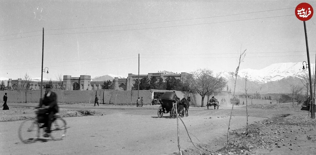 عکس/ چهارراه کالج تهران قبل از آسفالت شدن؛ سال ۱۳۱۲