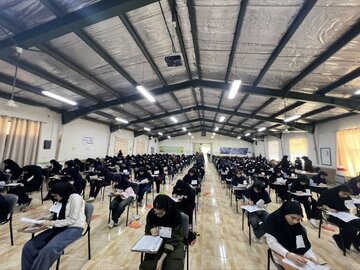 رقابت بیش از  ۵۵۰۰ دانش‌آموز استان سمنان در آزمون ورودی مدارس استعدادهای درخشان و نمونه دولتی