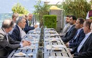 دیدار وزرای خارجه قطر و سوئیس در هتل محل مذاکرات ایران و آمریکا