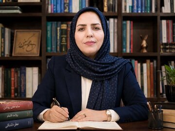 «ریحانهسادات»، الگویی برای نسل نوجوانی که با بحران بزرگ میشود «ریحانهسادات»، الگویی برای نسل نوجوانی که با بحران بزرگ میشود
