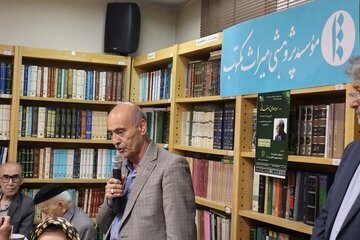 در ستایش دانش و وارستگی؛ بزرگداشت احمد مهدوی دامغانی برگزار شد در ستایش دانش و وارستگی؛ بزرگداشت احمد مهدوی دامغانی برگزار شد