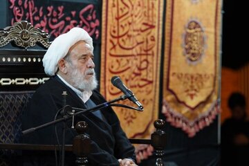 چشمی که بر حسین (ع) گریه کند در قیامت گریان نیست چشمی که بر حسین (ع) گریه کند در قیامت گریان نیست