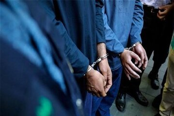 دستگیری سه سارق طلاجات در رودبار جنوب/ اموال مسروقه به مال‌باخته بازگردانده شد