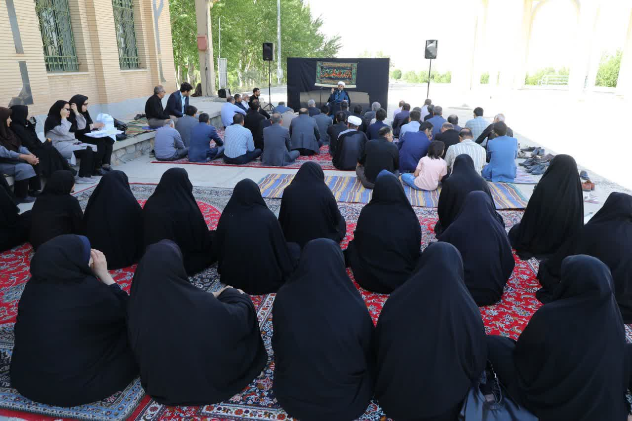 تجلیل از نخبگان دانشگاهی چهارمحال و بختیاری