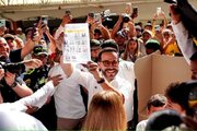 نامزد جناح راست، در انتخابات ریاست جمهوری کلمبیا مدعی پیروزی شد