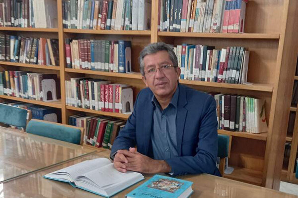در دوره صفوی لباس عزای مردم در محرم آبی بود!/ دولت صفوی با قمه‌زنی مخالف بود