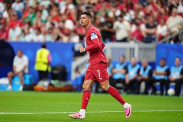 عکس | رونالدو پاسخ انتقادات را داد؛ هم گل زد، هم رکورد جام جهانی را شکست!