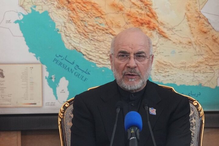 قول محمد باقر قالیباف به مخالفان توافق ایران و آمریکا: به آزار ادامه ندهید و سخنان ترامپ را تکرار نکنید؛ دسترسی به سایتهای بمباران شده را مسدود خواهیم کرد. قول محمد باقر قالیباف به مخالفان توافق ایران و آمریکا: به آزار ادامه ندهید و سخنان ترامپ را تکرار نکنید؛ دسترسی به سایتهای بمباران شده را مسدود خواهیم کرد.