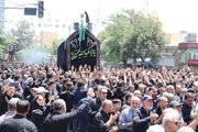 آیین سنتی سوگواری یازدهم محرم در دامغان و آیین شاطری در روستای جَزَن  برگزار شد