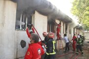 مهار آتش‌سوزی انبار دارویی و تجهیزات مصرفی بیمارستان  شهدای عشایر خرم‌آباد