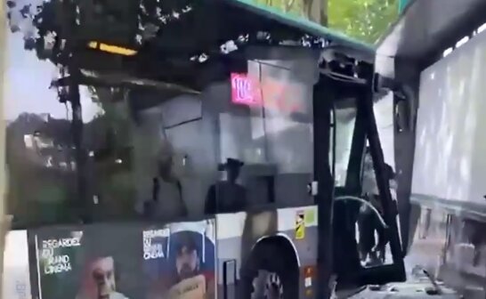 ببینید | گرمای شدید در فرانسه باعث بیهوشی راننده اتوبوس و تصادف شد