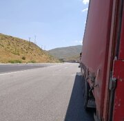 علت صف چند کیلومتری کامیون‌های ایرانی در مرز سرو مشخص شد