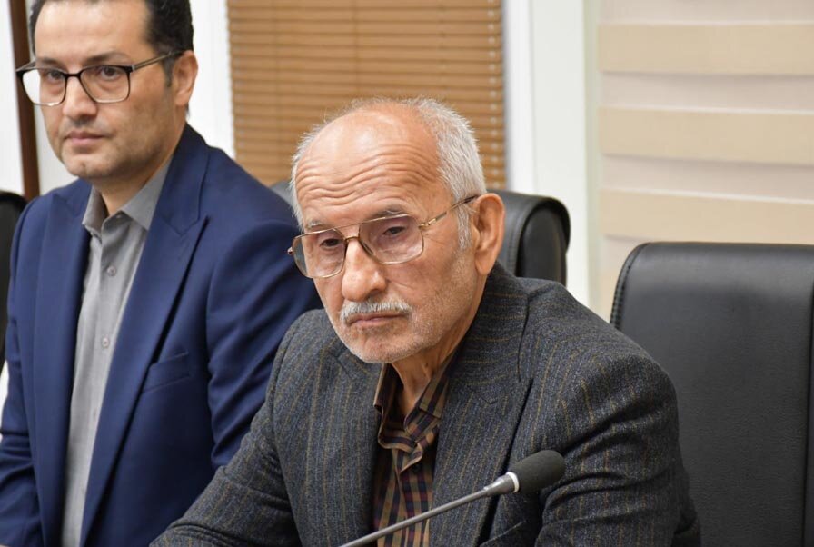 کشتارگاههای استان با هزینههای بالاتر تأمین بازار را ادامه میدهند