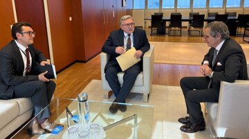 گفتگوی اولیانوف با گروسی درباره ایران گفتگوی اولیانوف با گروسی درباره ایران